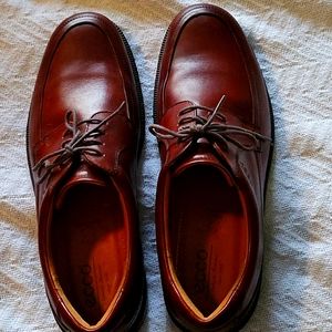 Ecco Shoes